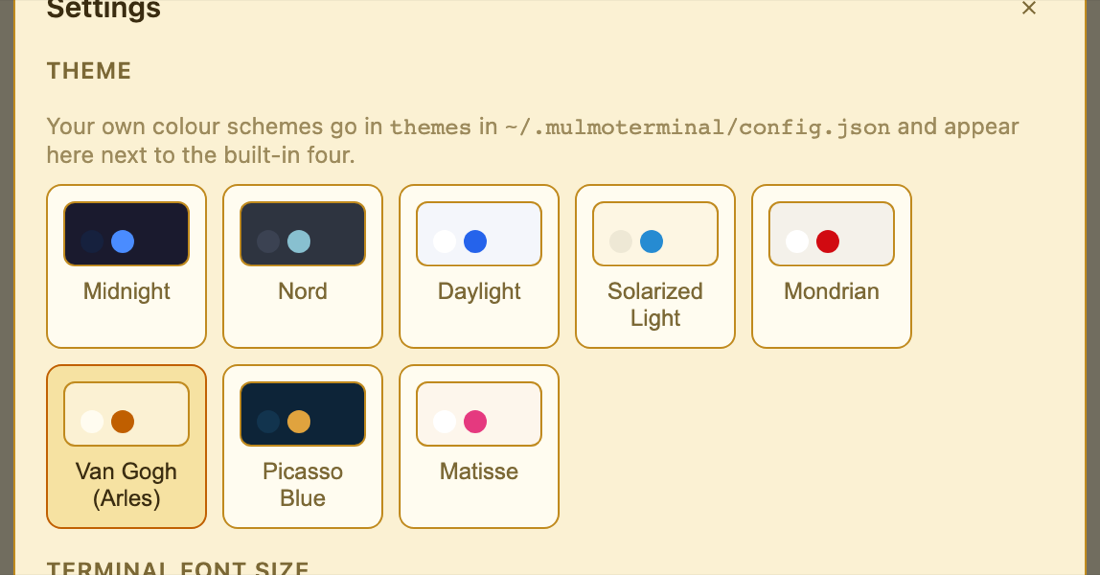 Settings のテーマ選択 — 組み込み 4 つの隣に、自分で定義した Mondrian / Van Gogh (Arles) / Picasso Blue / Matisse が並ぶ
